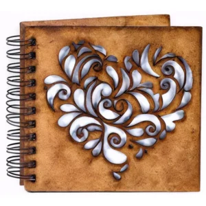 agenda-10x10-din-lemn-inima